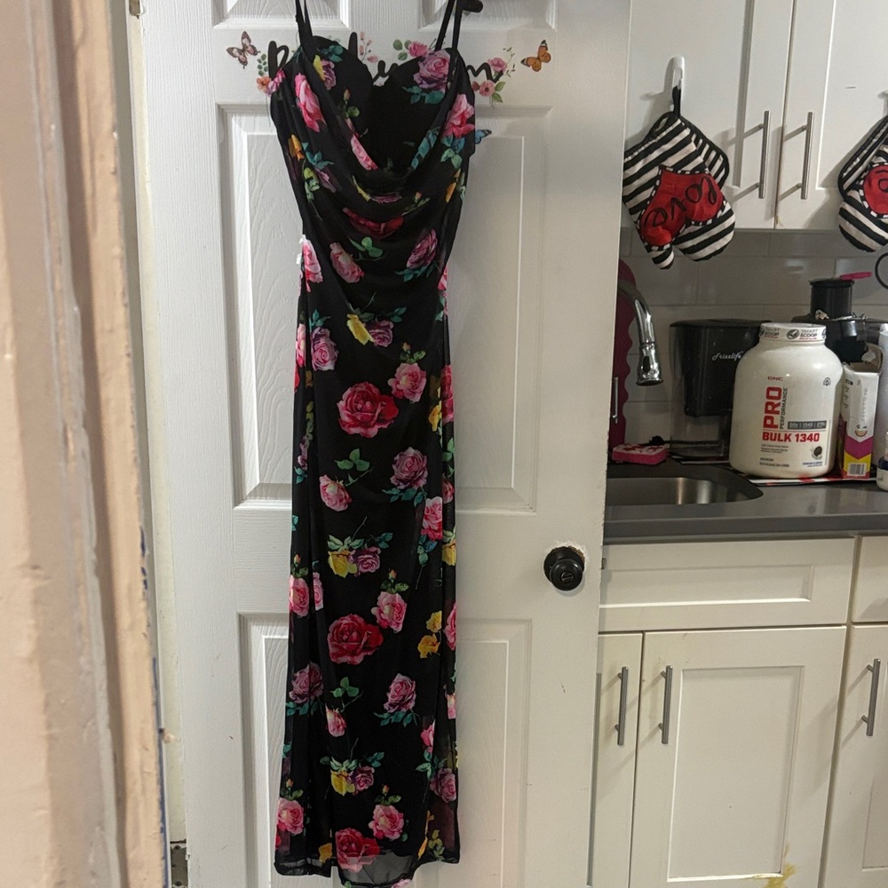 Fashion Nova Black Floral Maxi Dress